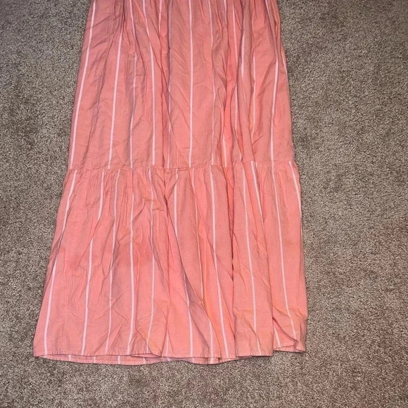 Wonderly • Coral Maxi Dress - Picture 4 of 9